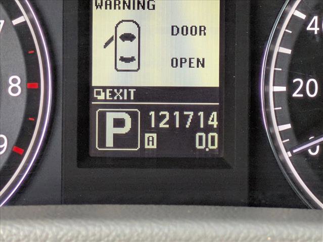 Used 2011 INFINITI G37 Sport w/ Premium Pkg image 11