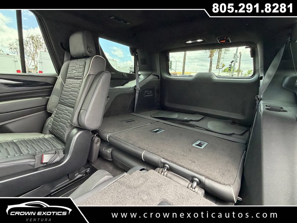 Used 2024 Cadillac Escalade V w/ LPO, ONYX Package AWD/4WD image 41