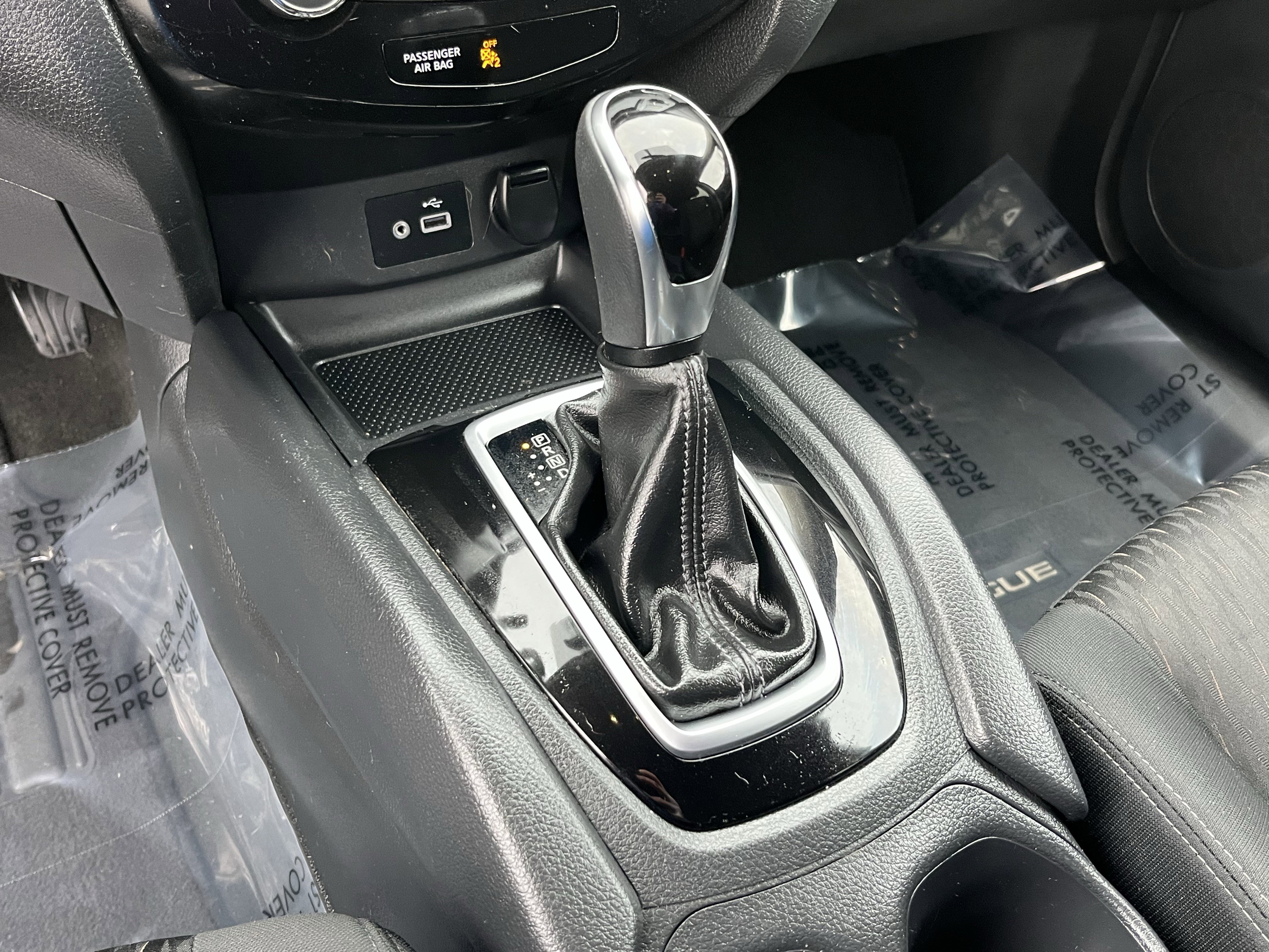 Used 2018 Nissan Rogue SV image 21