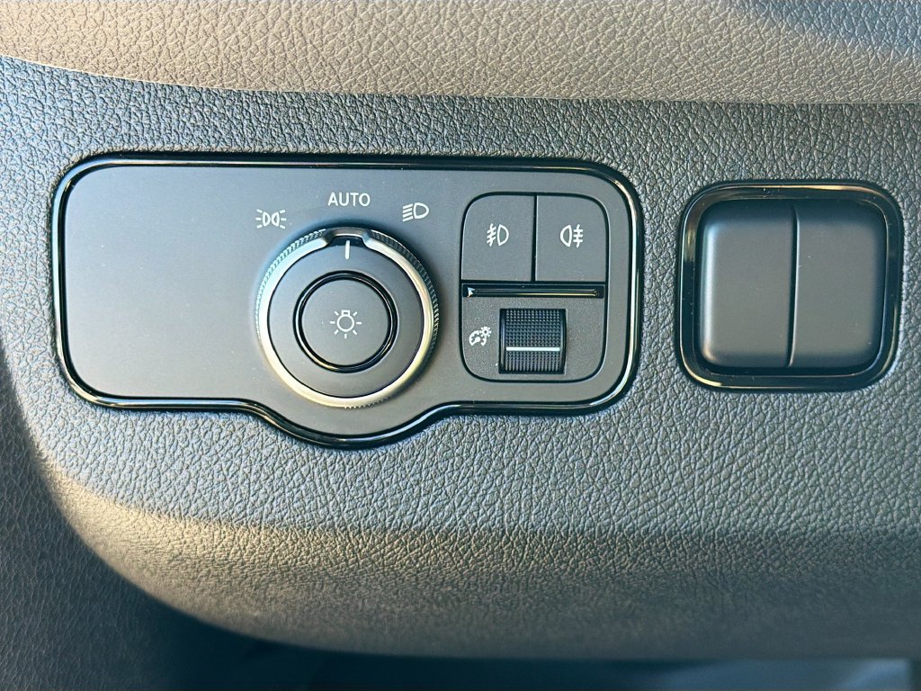 New 2026 Mercedes-Benz Sprinter 2500 image 10