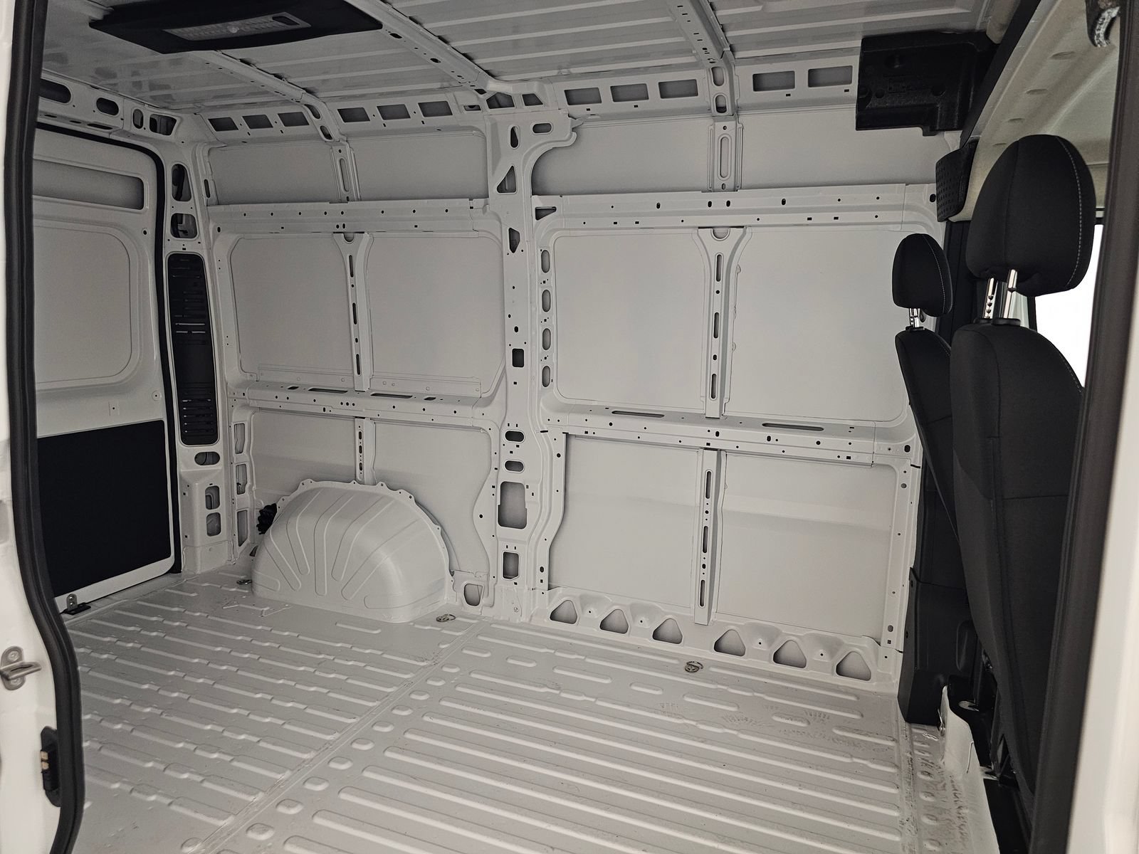 New 2026 RAM ProMaster 1500 w/ Quick Order Package 22G SLT FWD image 22