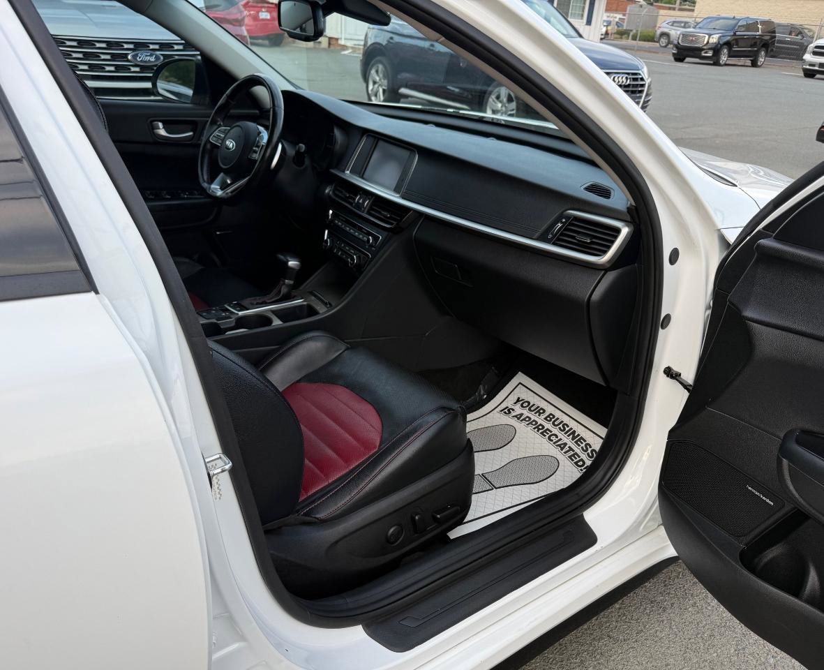 Used 2020 Kia Optima SX FWD image 12