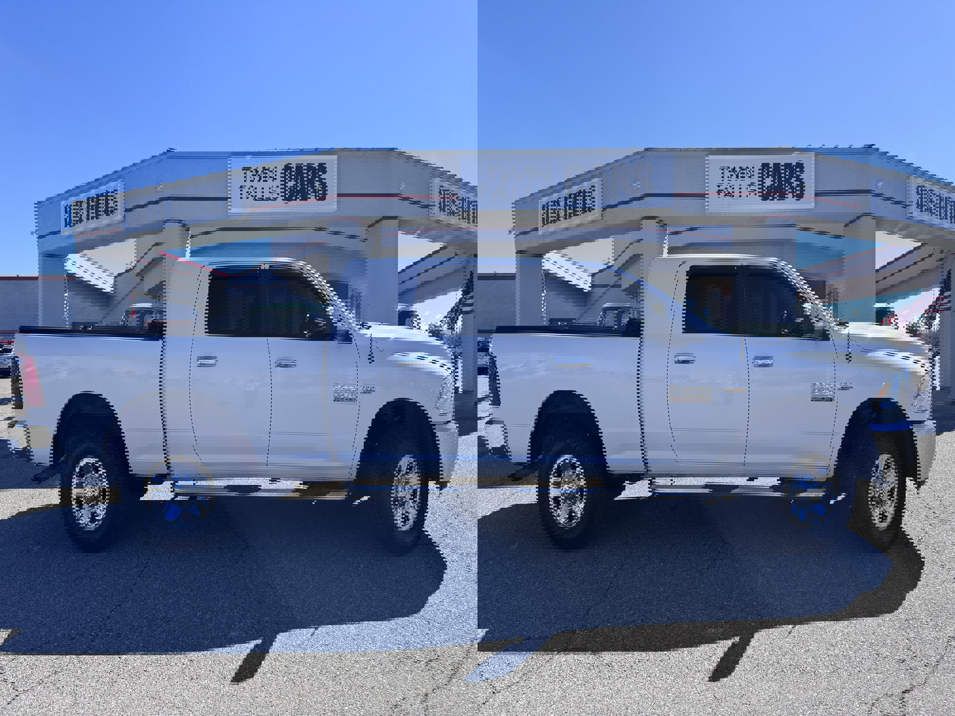 Used 2015 RAM 2500 SLT w/ Protection Group image 9