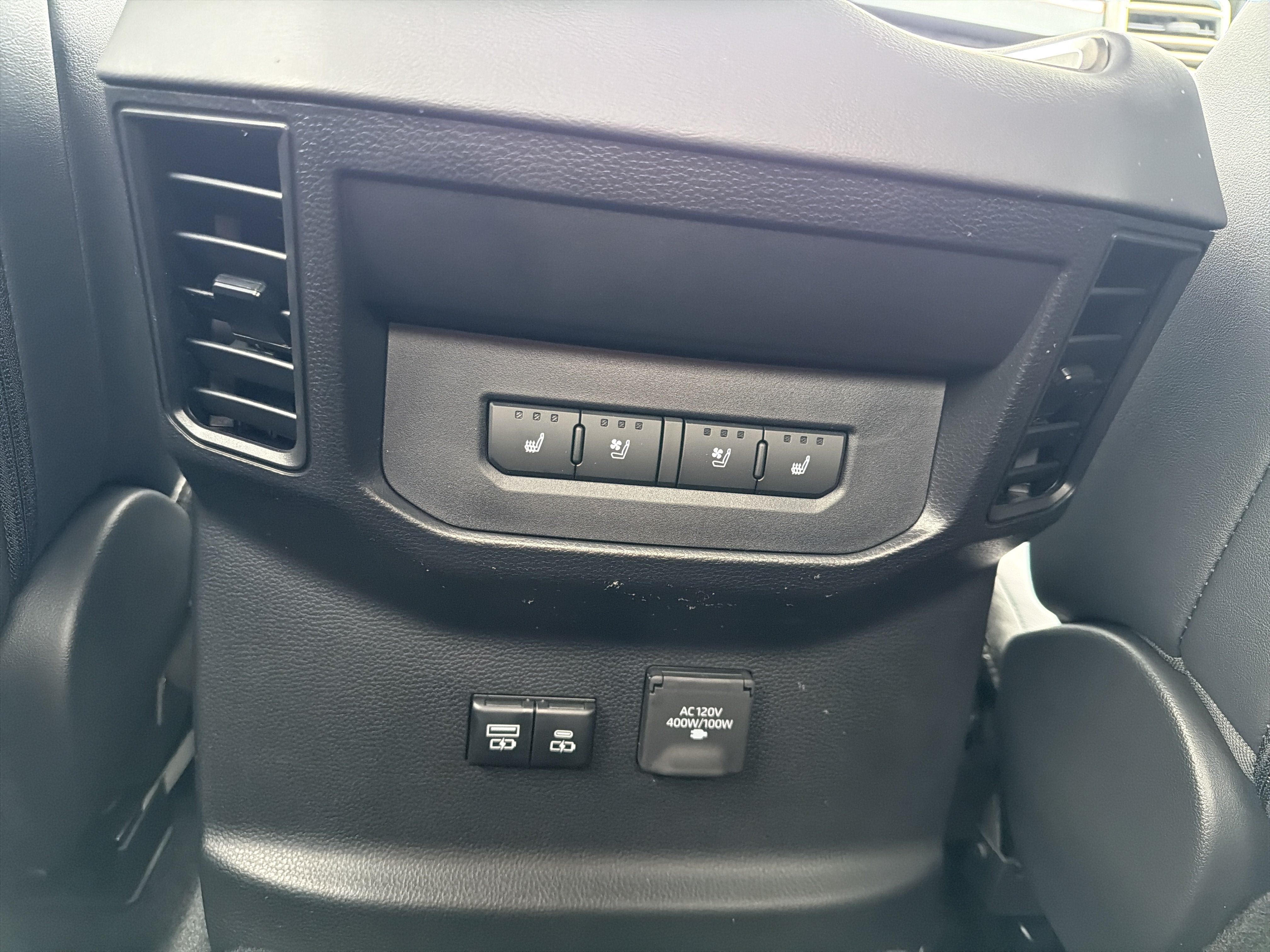 New 2026 Toyota Tundra Platinum AWD/4WD image 7