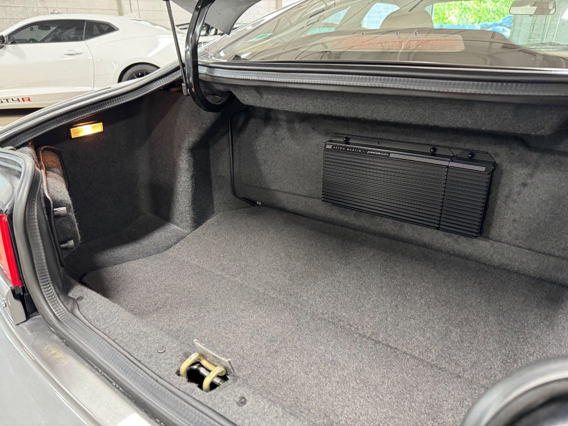 Used 2002 Aston Martin DB7 Vantage image 93