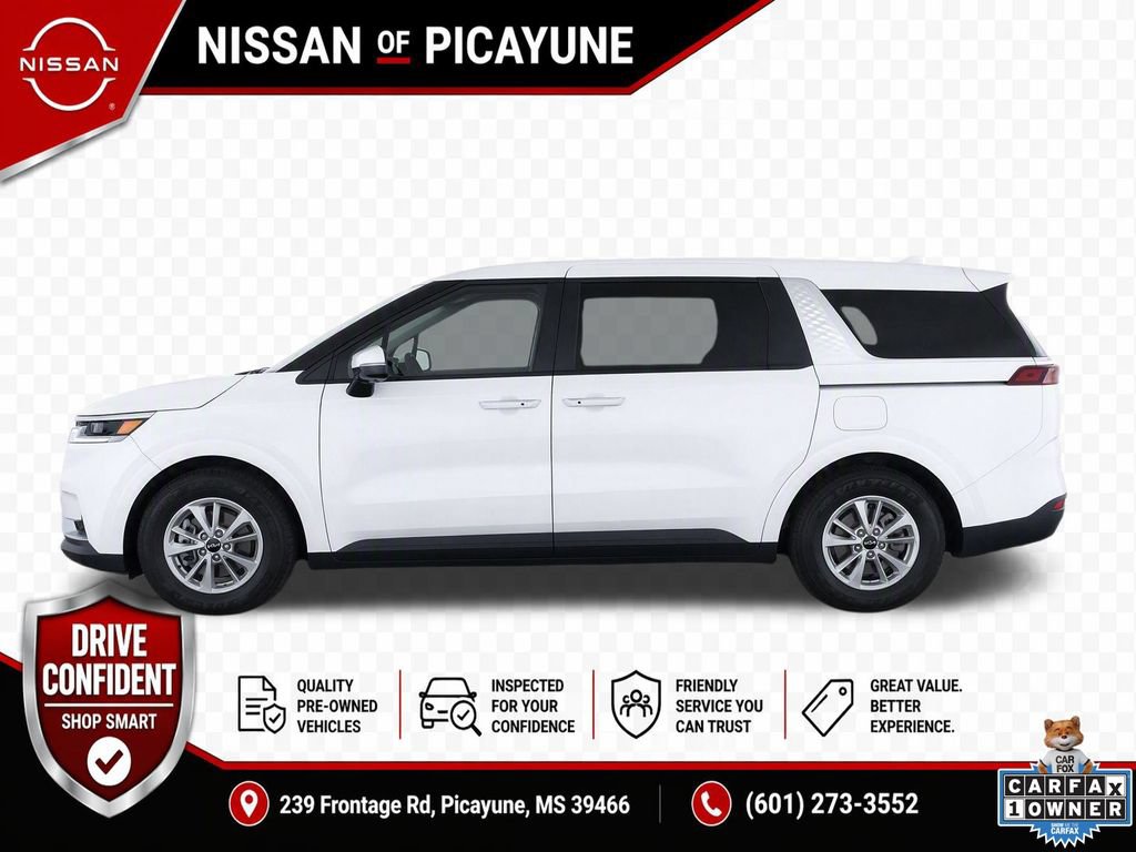 Used 2024 Kia Carnival LX FWD image 7