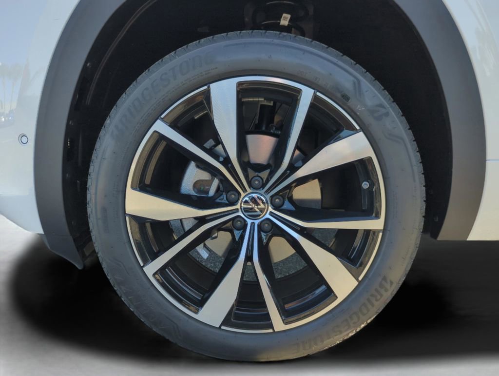 New 2026 Volkswagen Atlas SEL Premium R-Line image 47