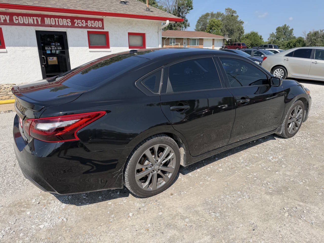 Used 2018 Nissan Altima 2.5 SR w/ SR Special Edition FWD image 3