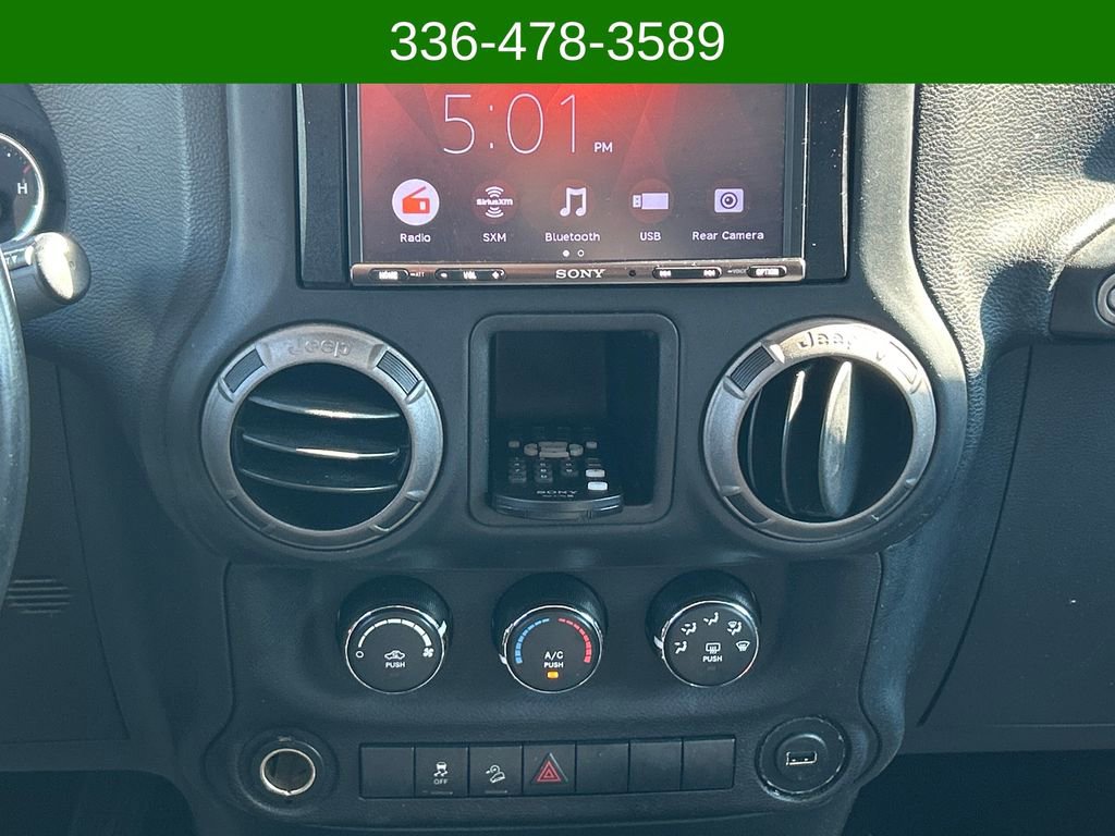 Used 2018 Jeep Wrangler Unlimited Sport w/ Connectivity Group AWD/4WD image 18