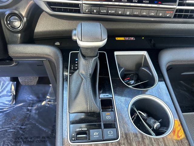 Used 2025 Toyota Sienna Platinum image 42