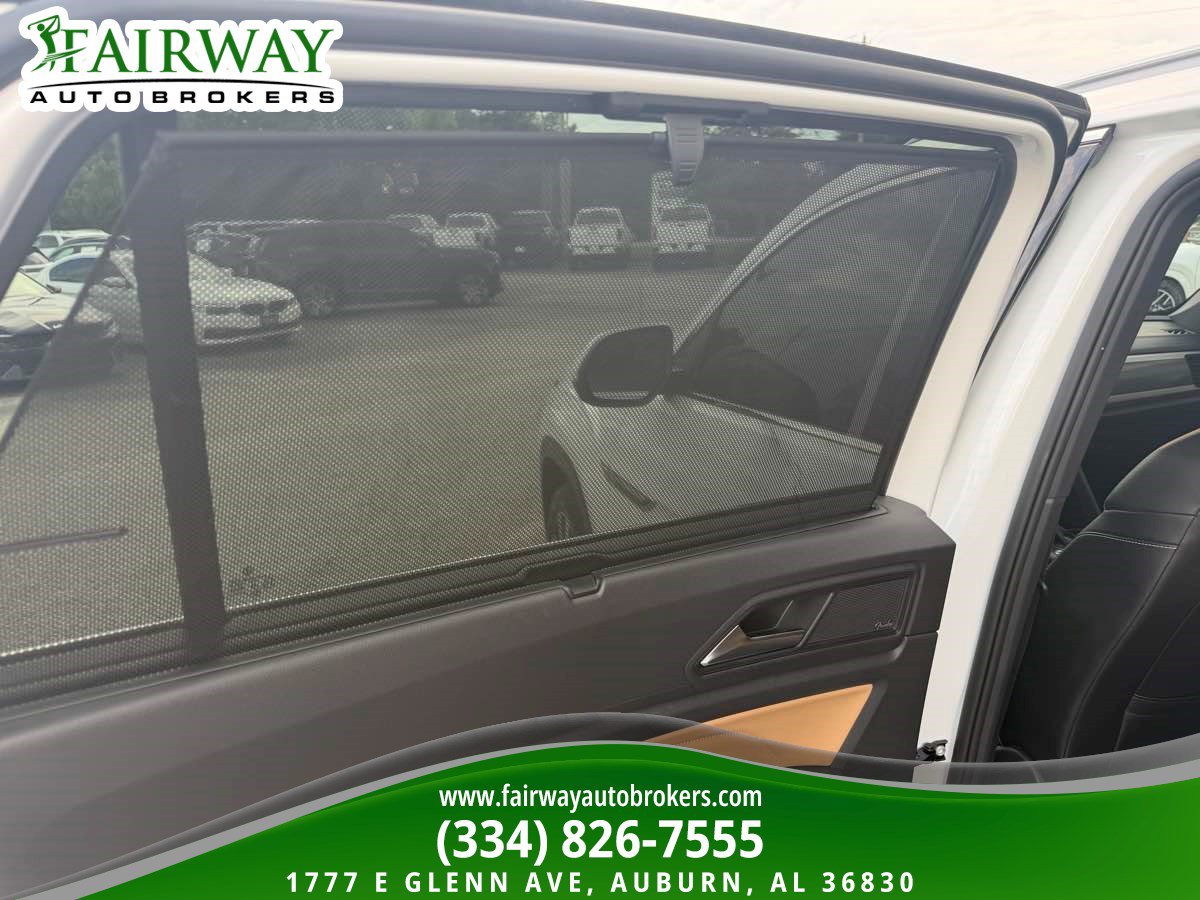 Used 2021 Volkswagen Atlas Cross Sport SEL Premium R-Line AWD/4WD image 18