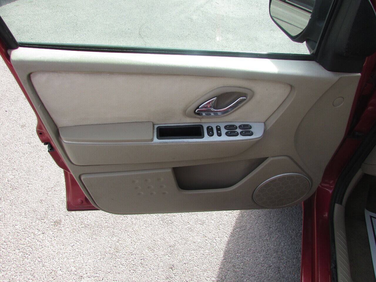Used 2006 Mercury Mariner 4WD Hybrid image 28