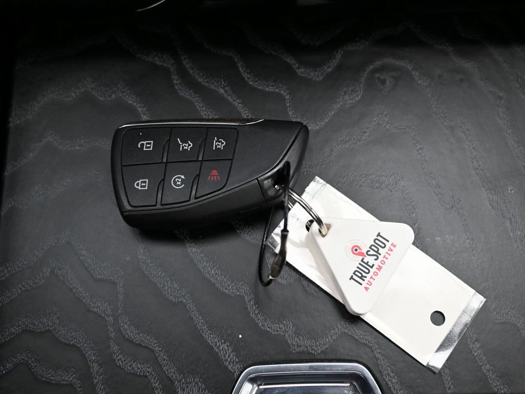 Used 2024 GMC Yukon Denali AWD/4WD image 28