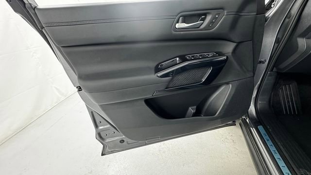 New 2026 Nissan Pathfinder Platinum AWD/4WD image 20
