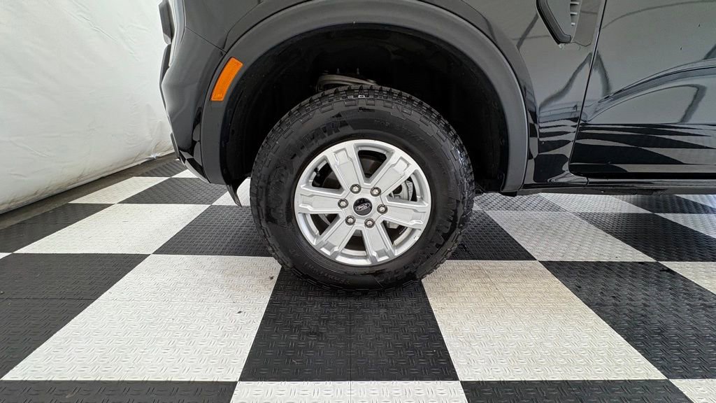 New 2025 Ford Ranger XL image 9