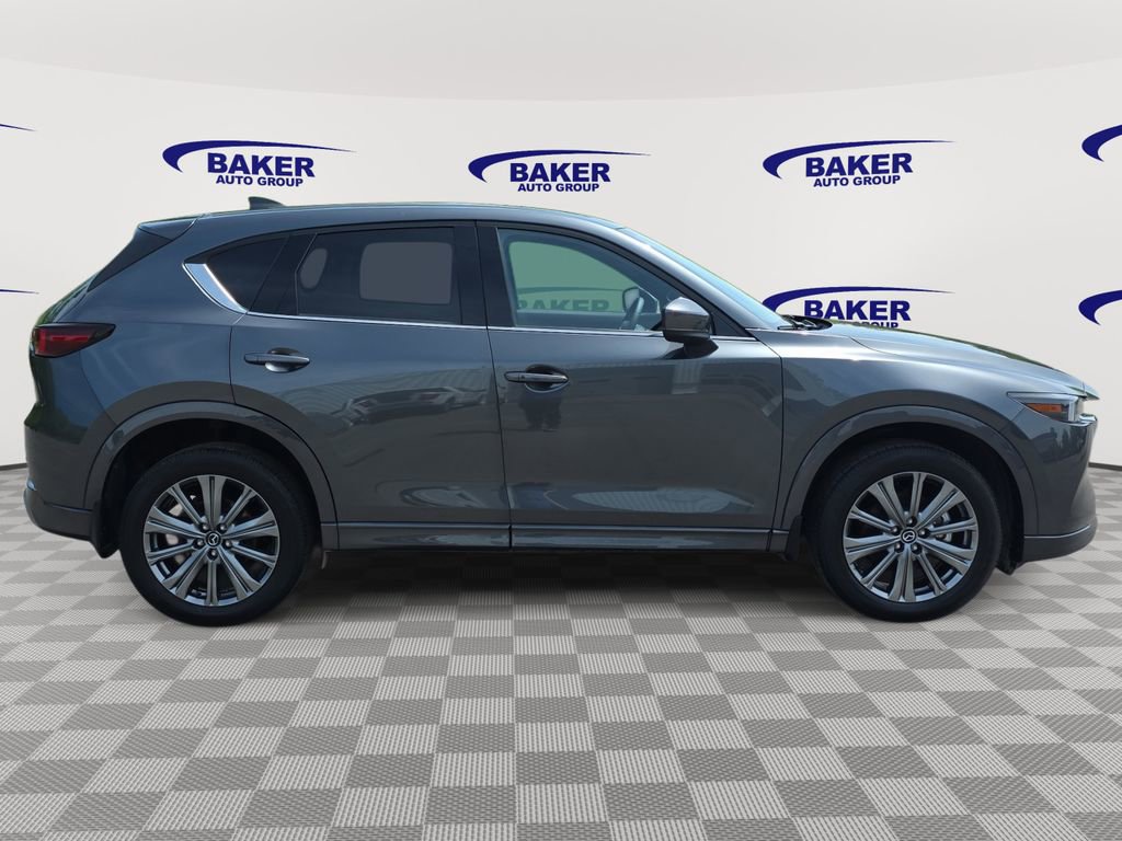 Used 2024 MAZDA CX-5 Signature AWD/4WD image 2