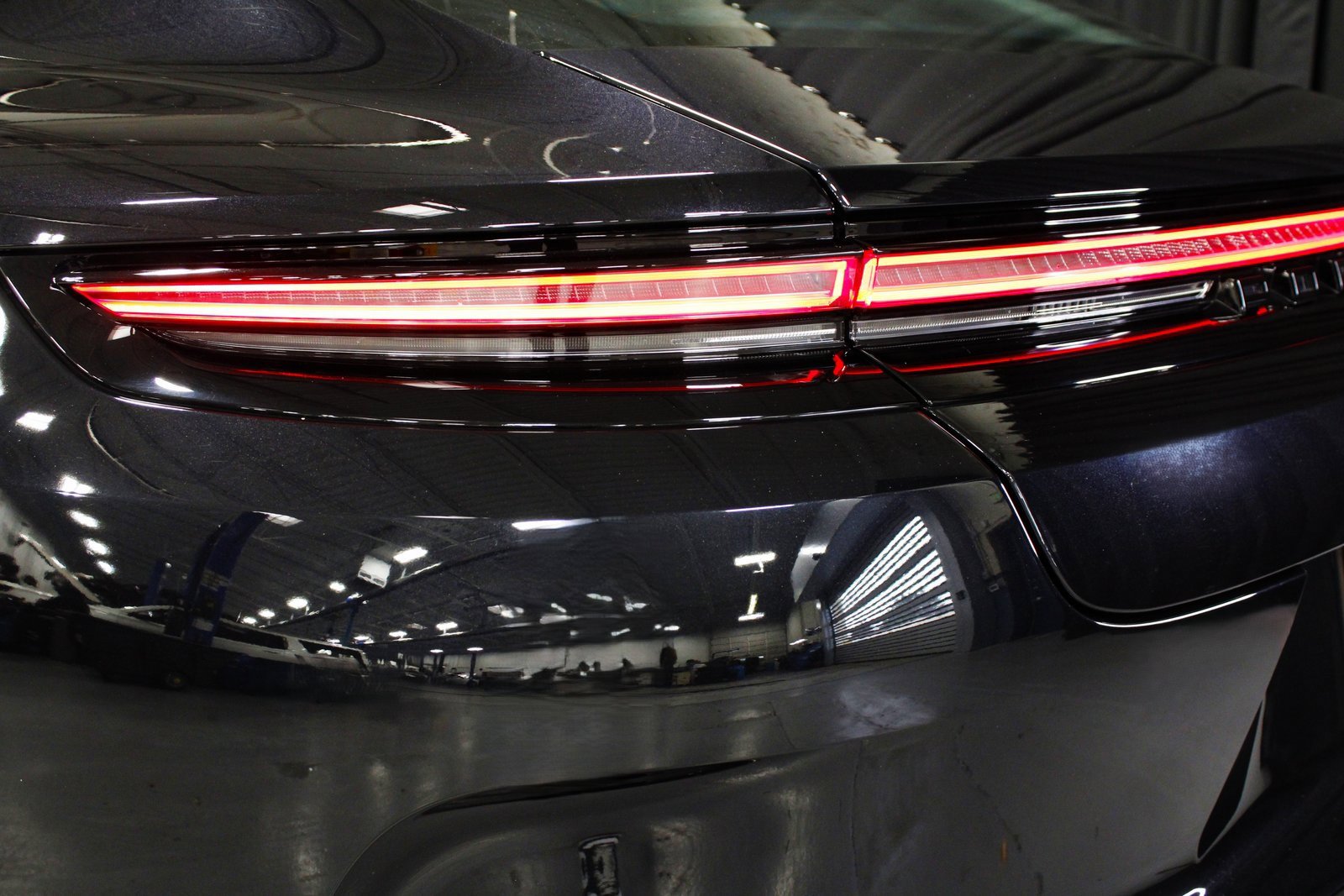 Certified 2025 Porsche Panamera 4 image 16