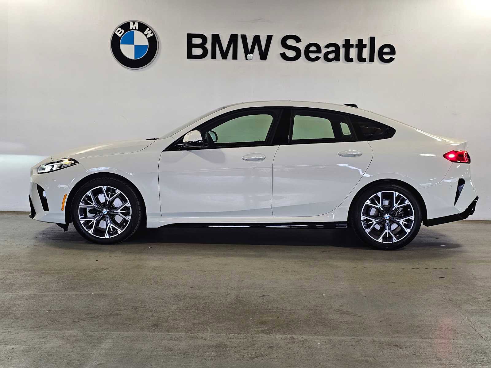 Used 2025 BMW 228i xDrive w/ Premium Package AWD/4WD image 3