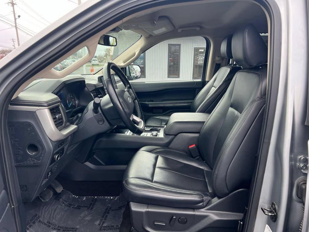 Used 2023 Ford Expedition Max XLT AWD/4WD image 9