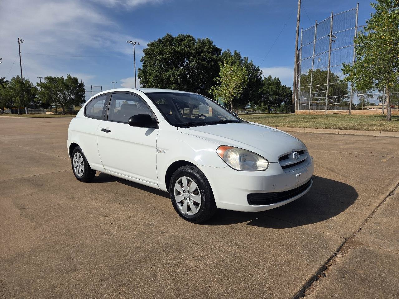 Used 2009 Hyundai Accent GS FWD image 23