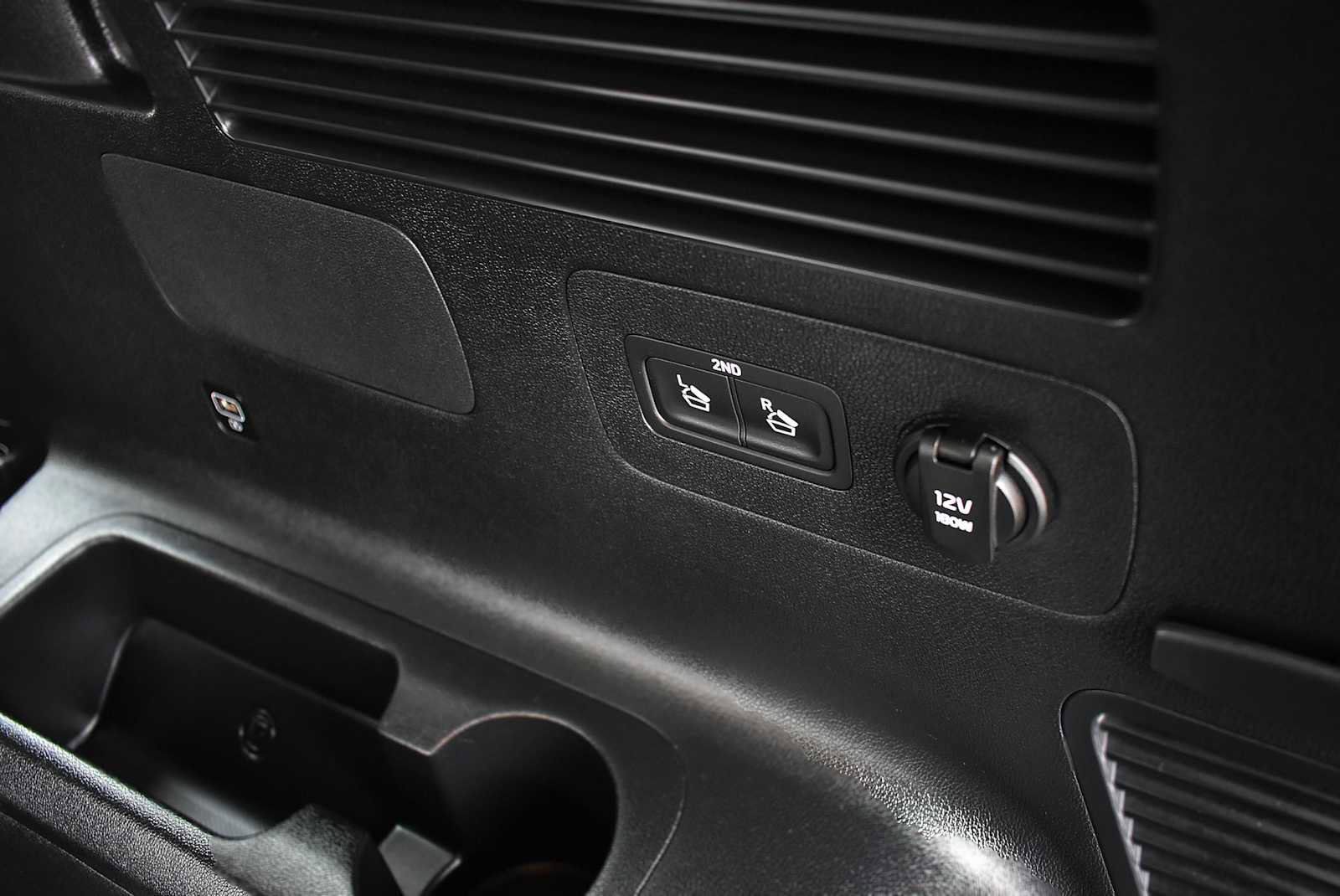 Used 2023 Kia Sorento EX image 9