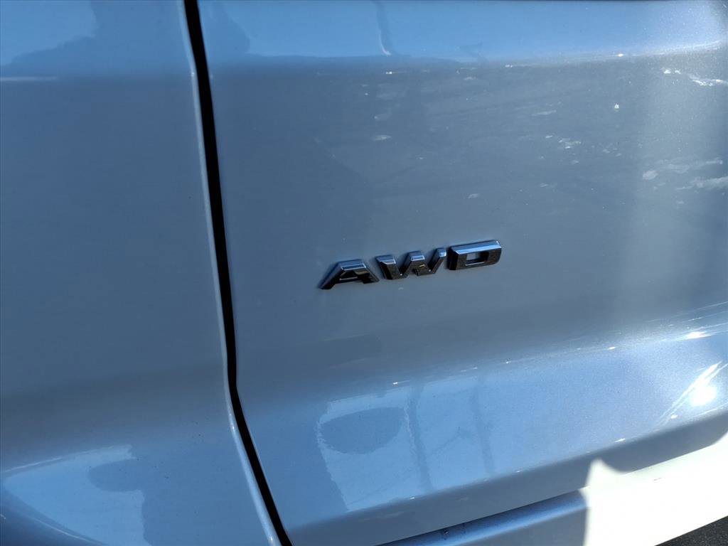 Certified 2023 Cadillac XT4 Sport w/ Technology Package image 8