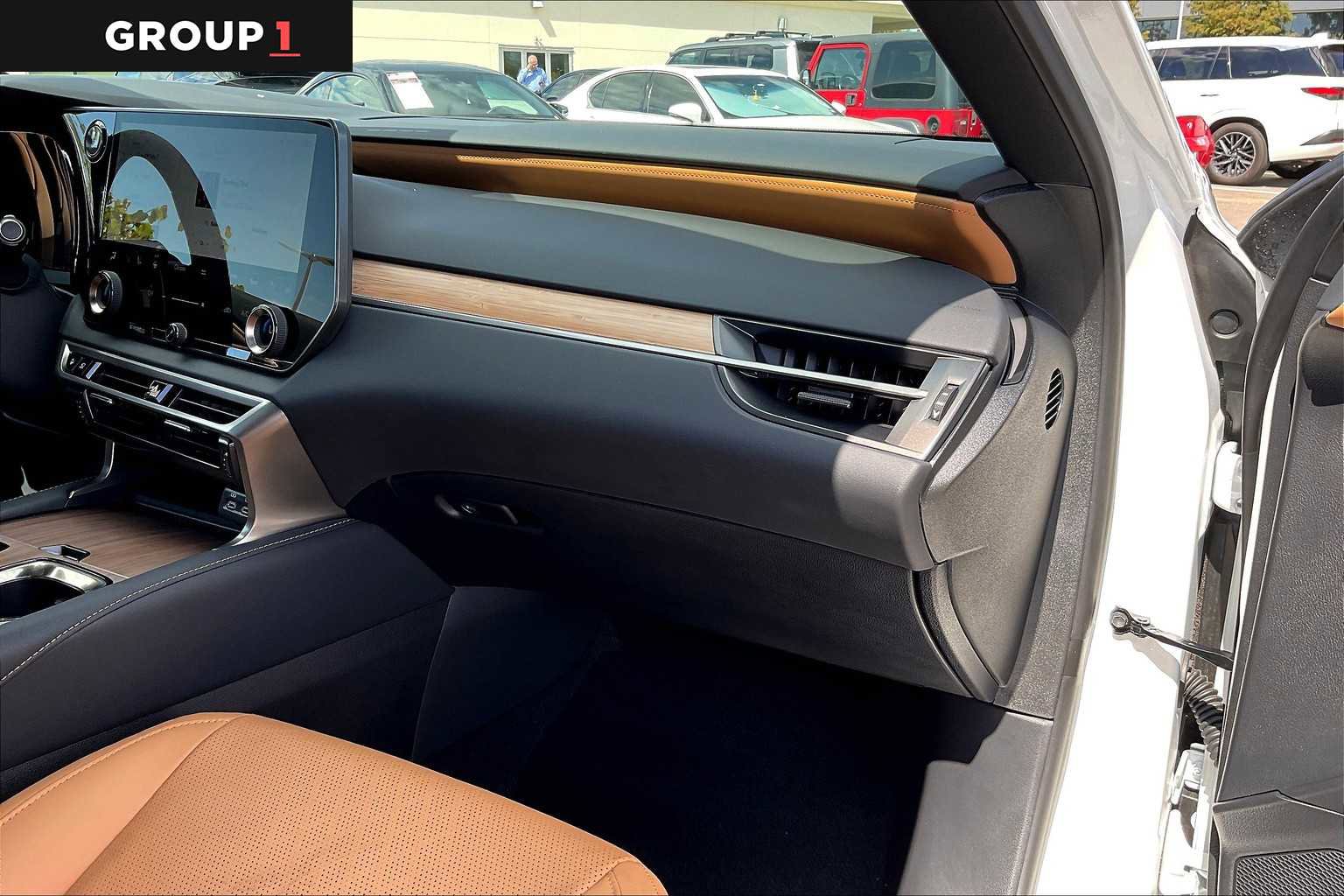 Used 2025 Lexus RX 350 Premium Plus w/ Convenience Package FWD image 15