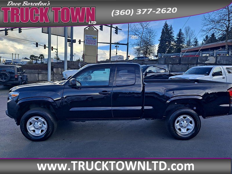 Used 2023 Toyota Tacoma SR image 6