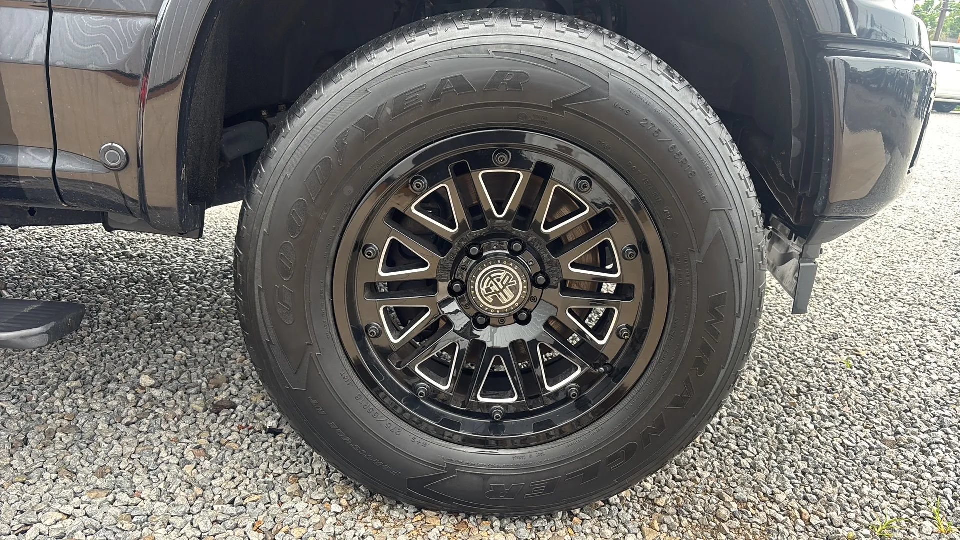 Used 2019 Ford F150 Platinum w/ Technology Package AWD/4WD image 12