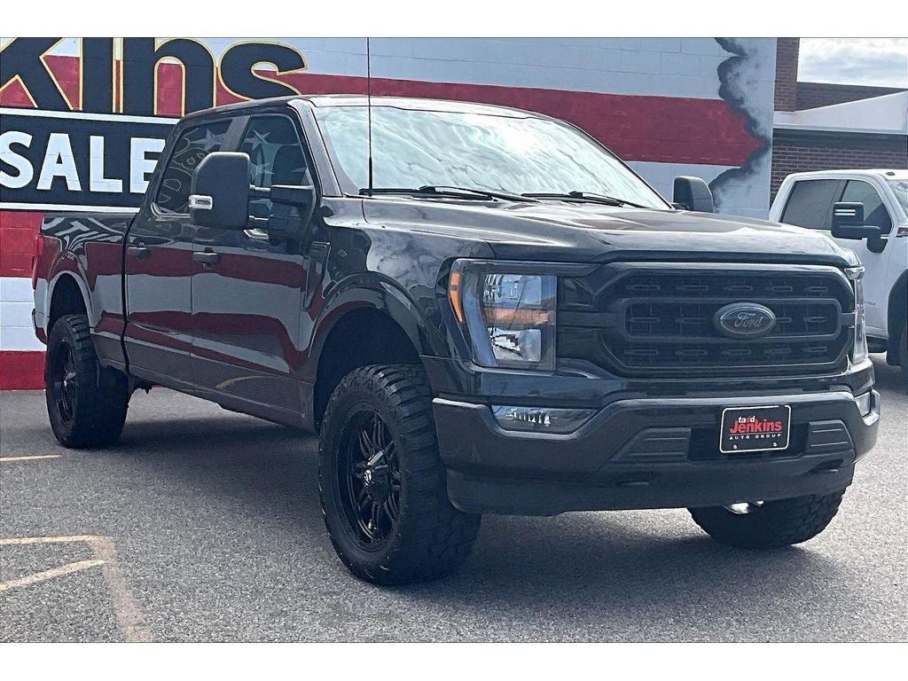 Used 2023 Ford F150 XLT w/ Trailer Tow Package AWD/4WD image 12