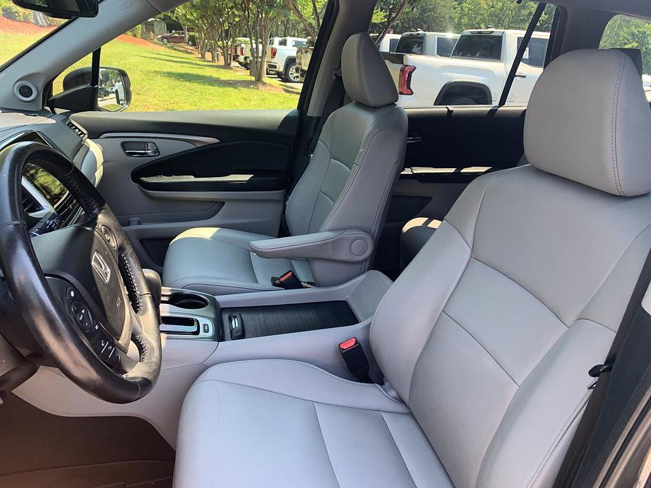 Used 2017 Honda Pilot EX-L image 10