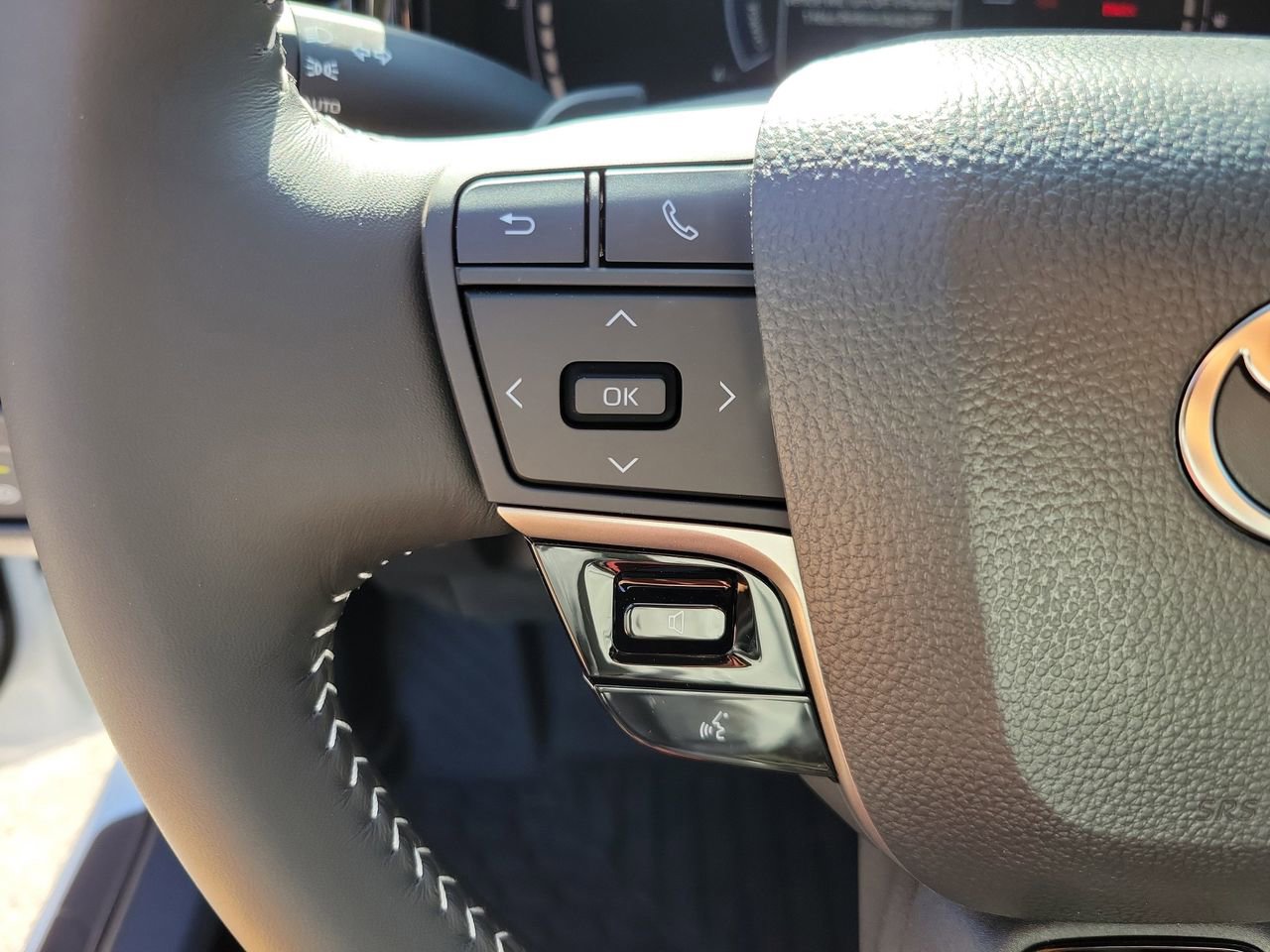 New 2026 Toyota Camry SE FWD image 20