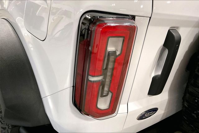 Used 2022 Ford Bronco Wildtrak image 32