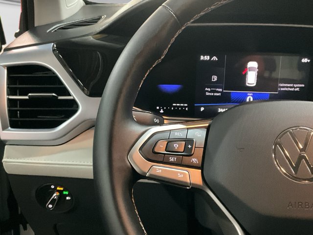 Certified 2026 Volkswagen Taos SE AWD/4WD image 20