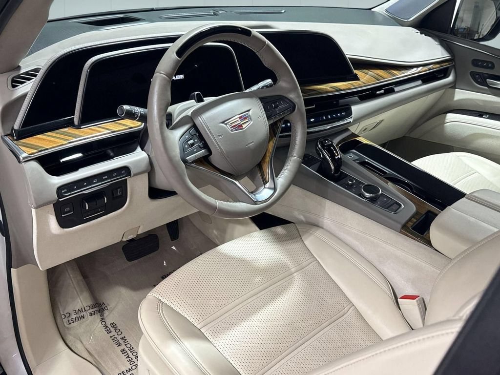 Used 2023 Cadillac Escalade Premium Luxury Platinum AWD/4WD image 11