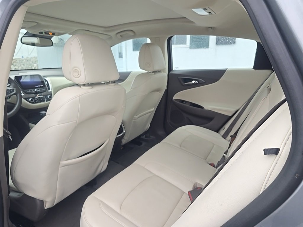 Used 2024 Chevrolet Malibu LT image 18