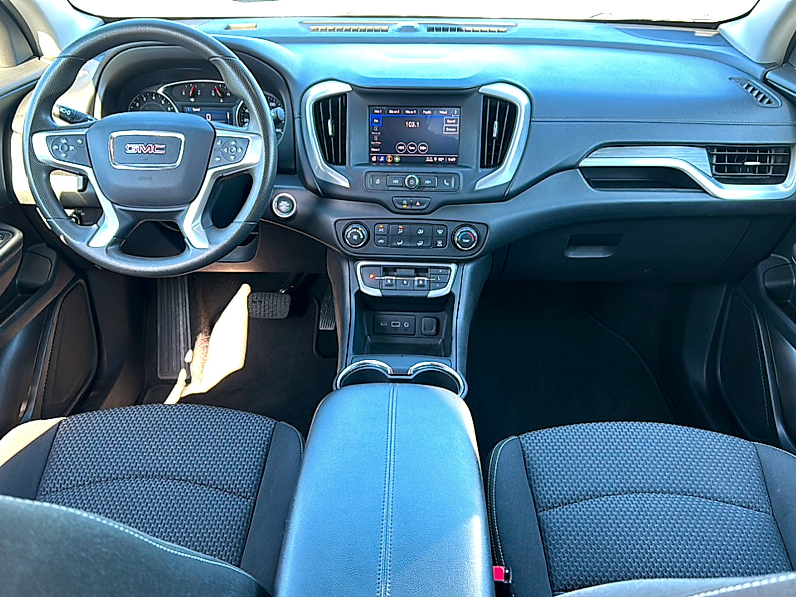Used 2024 GMC Terrain SLE FWD image 20