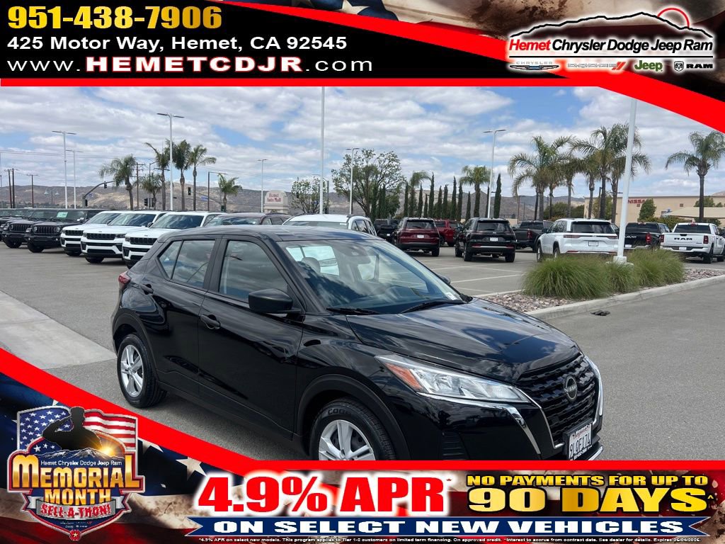 Used 2024 Nissan Kicks S FWD image 1
