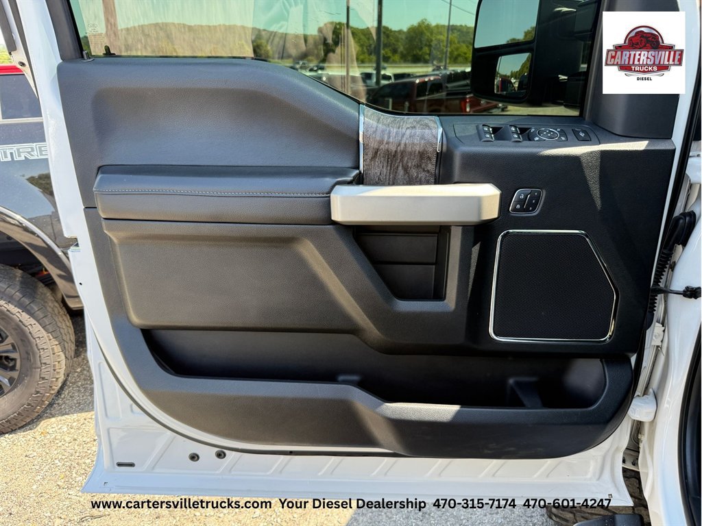 Used 2017 Ford F250 Lariat w/ Lariat Ultimate Package AWD/4WD image 23