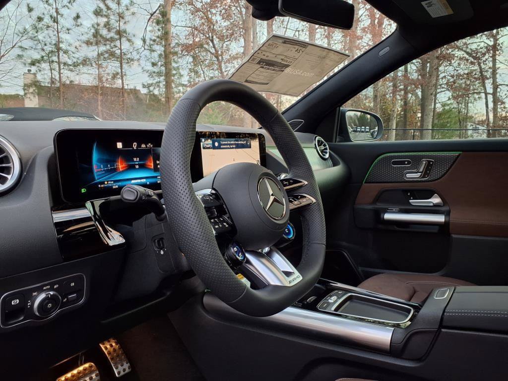 Certified 2025 Mercedes-Benz GLA 35 AMG 4MATIC image 9