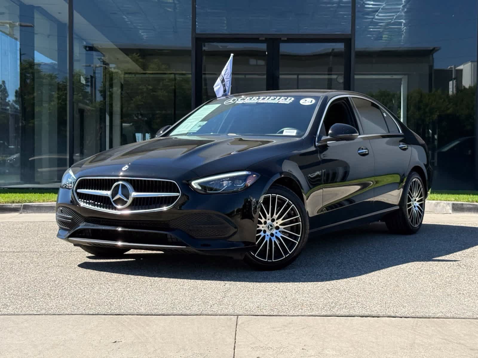 Used 2024 Mercedes-Benz C 300 Sedan image 2