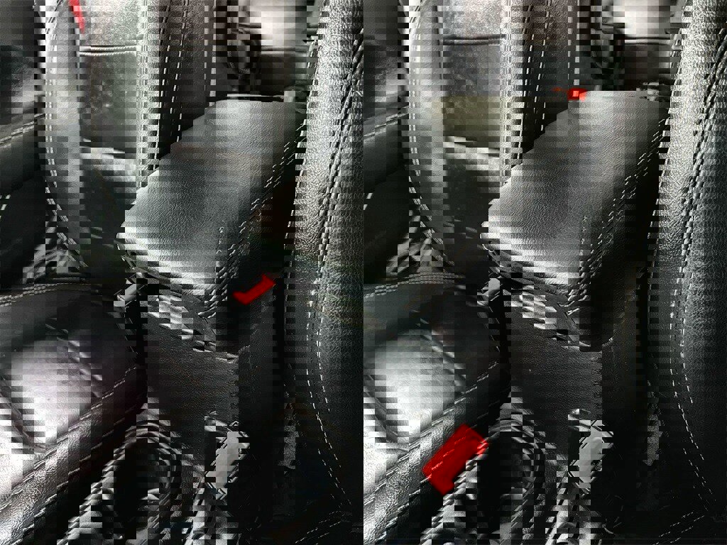 Used 2020 Jeep Wrangler Unlimited Sahara image 38