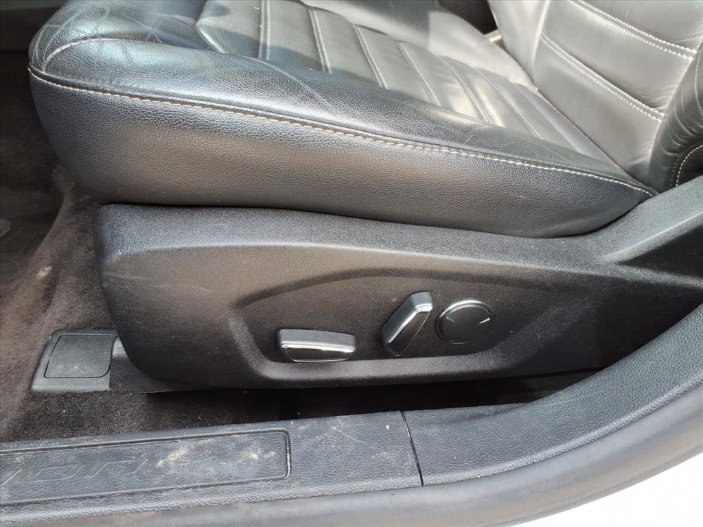 Used 2017 Ford Fusion SE w/ Equipment Group 602A image 11