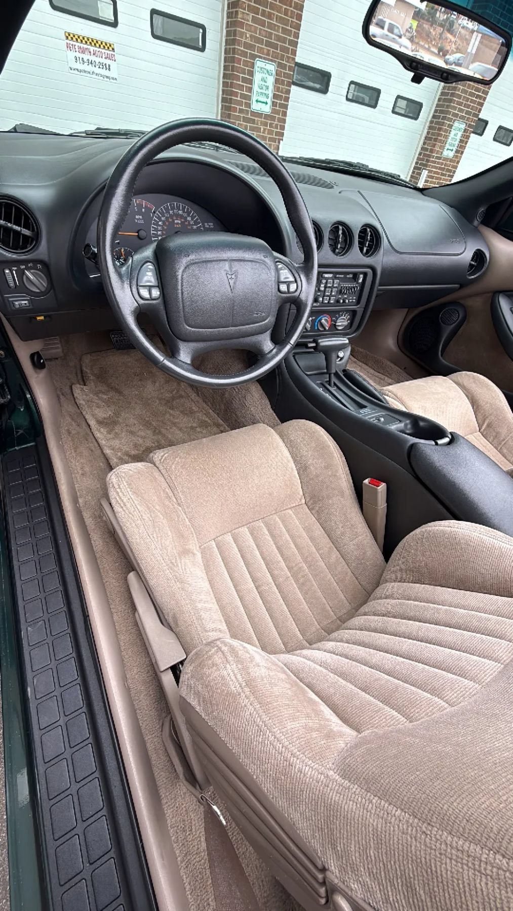 Used 1996 Pontiac Firebird Trans Am RWD image 20