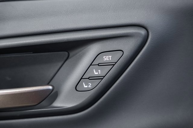 New 2026 Toyota Crown Signia image 42