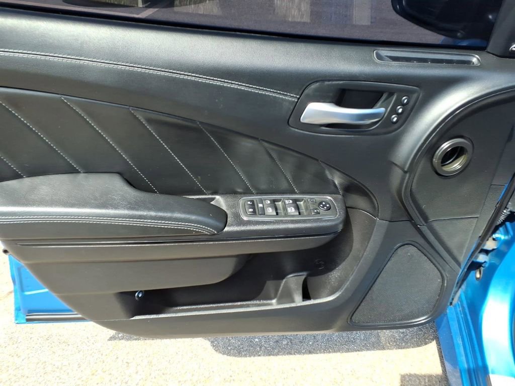 Used 2019 Dodge Charger Scat Pack w/ Daytona Edition Group image 11
