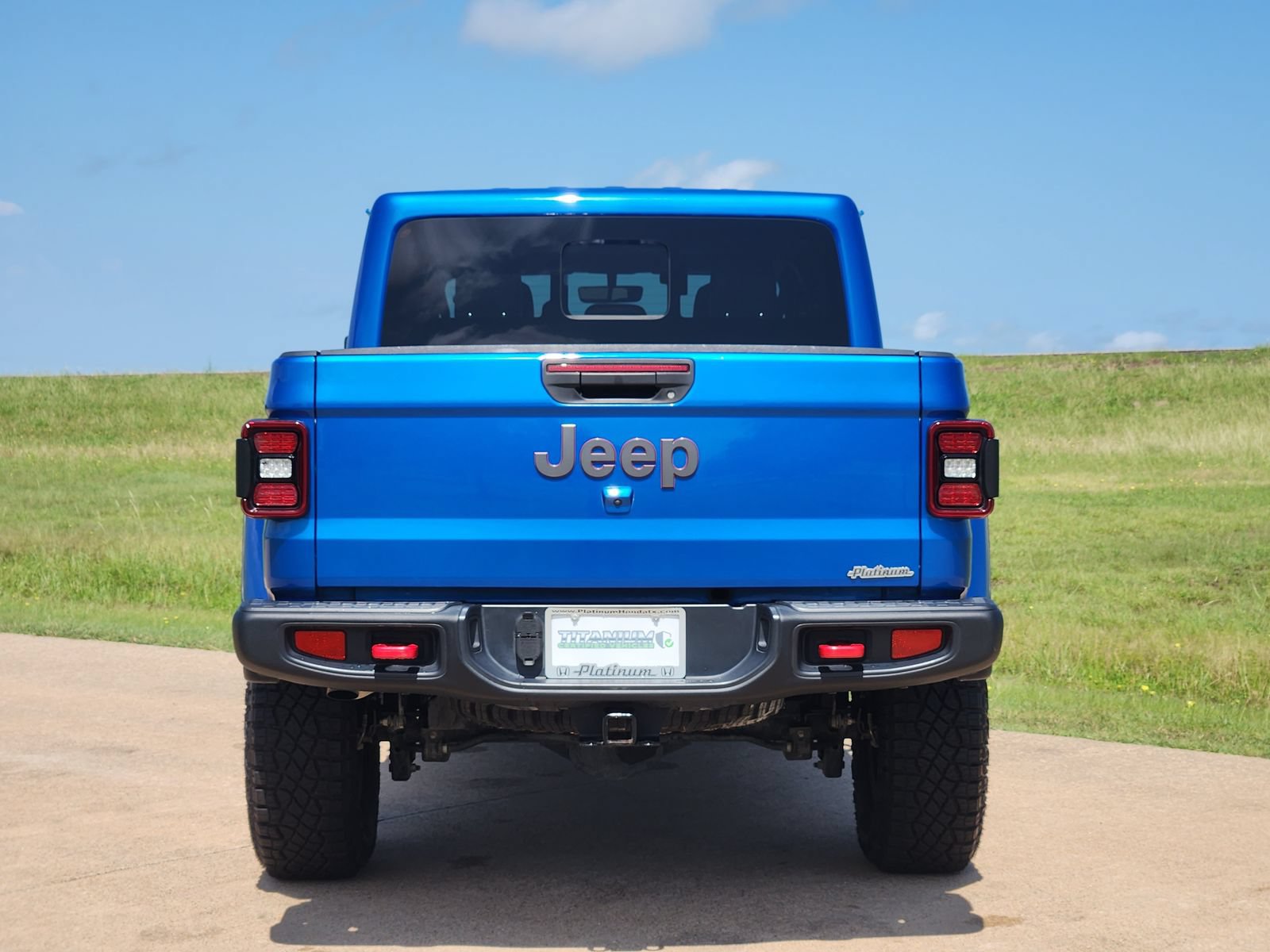 Used 2020 Jeep Gladiator Rubicon AWD/4WD image 8