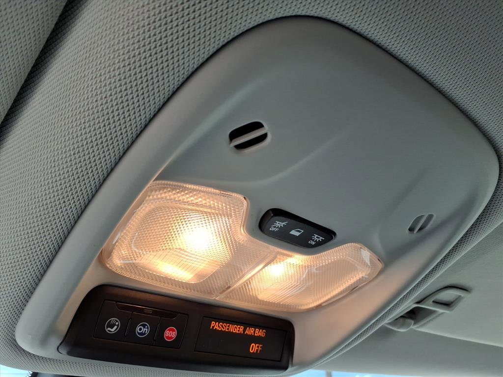 Used 2022 Chevrolet TrailBlazer LT w/ Convenience Package FWD image 32
