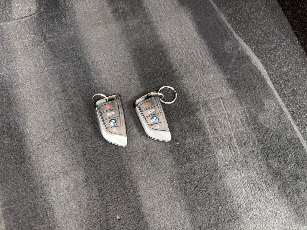 Used 2022 BMW 530i xDrive w/ Convenience Package image 84