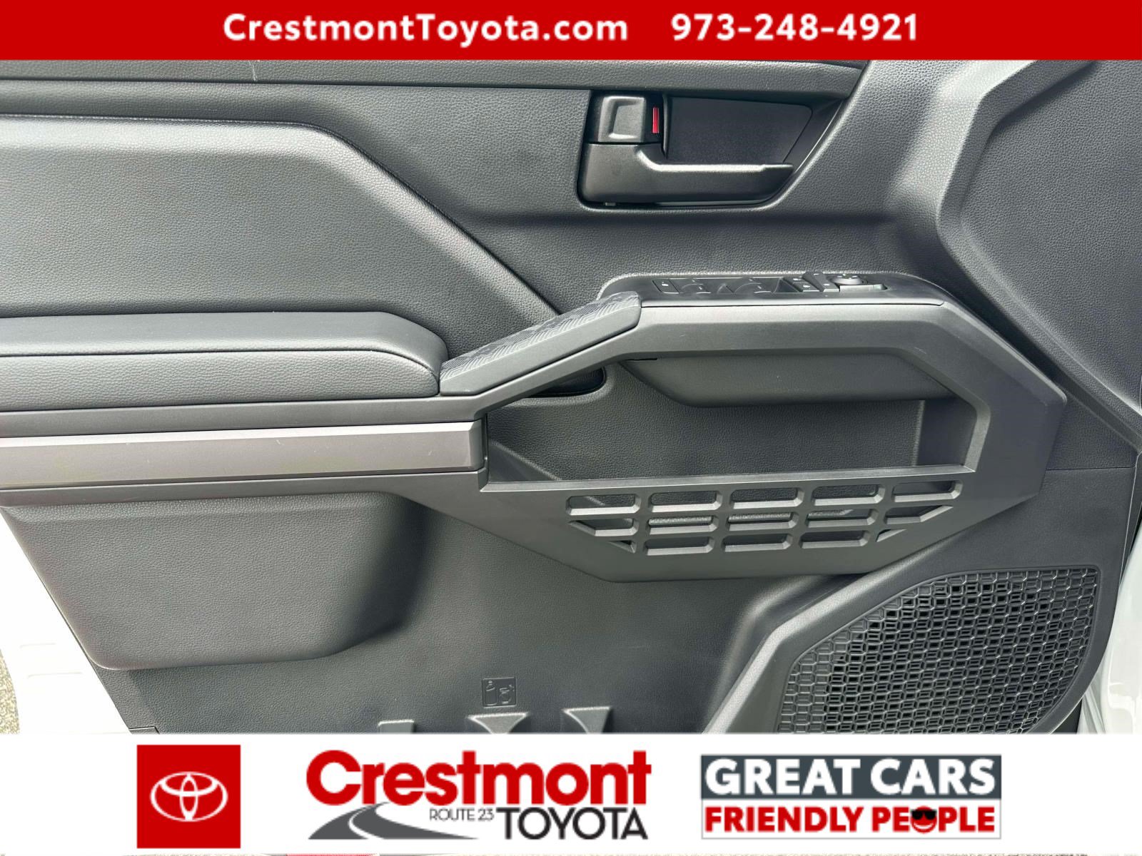 Certified 2025 Toyota Tacoma SR5 AWD/4WD image 13